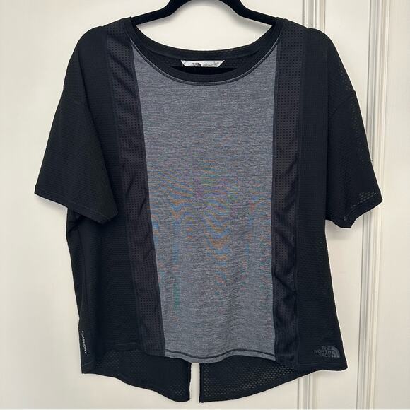 The North Face Black Mesh Workout T Shirt Size M Short Sleeve Sweatshirt - Picture 2 of 13